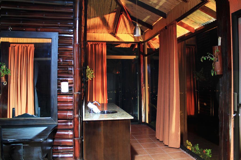 Arenal Waterfall Lodge 외부 사진